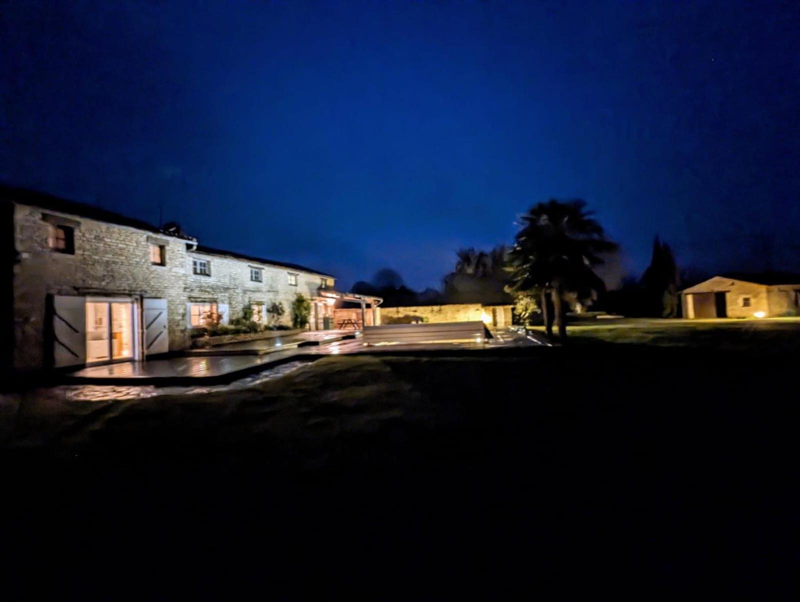 La Maison Du Petit Lac Messe Bagian luar foto