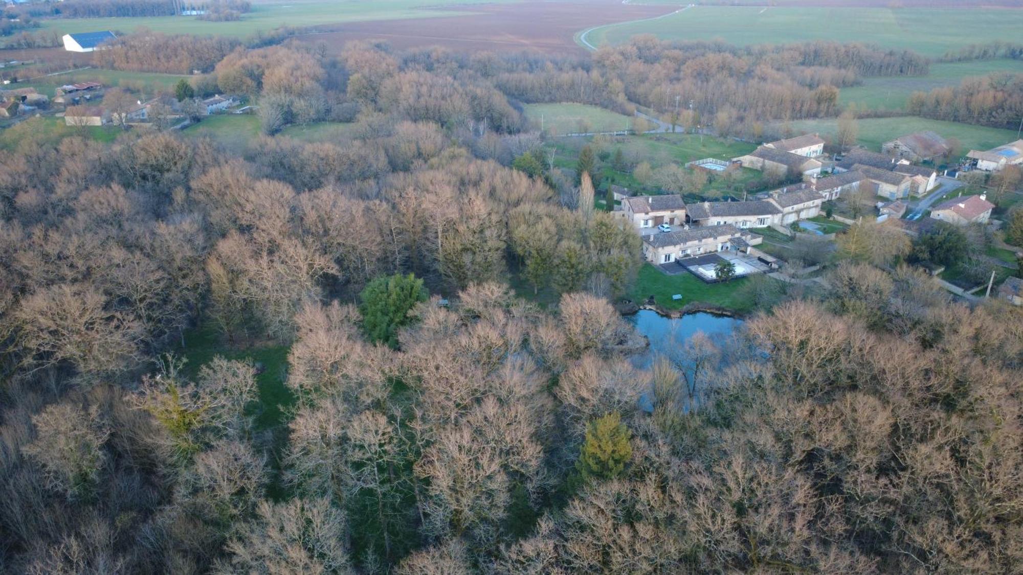 La Maison Du Petit Lac Messe Bagian luar foto
